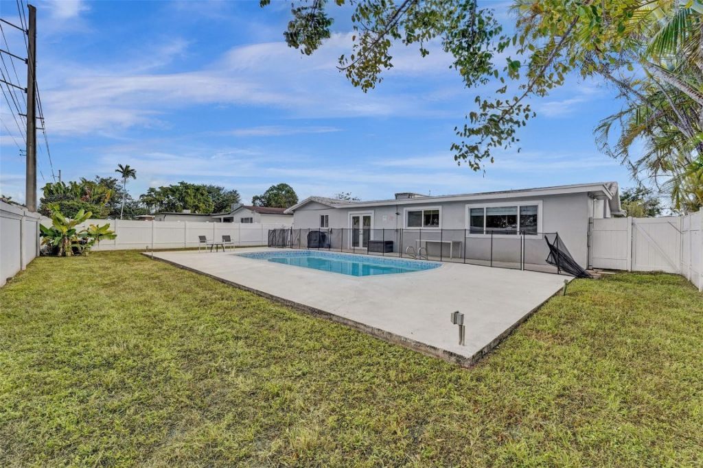 4001 N 41st Court, Hollywood, FL 33021 Photo