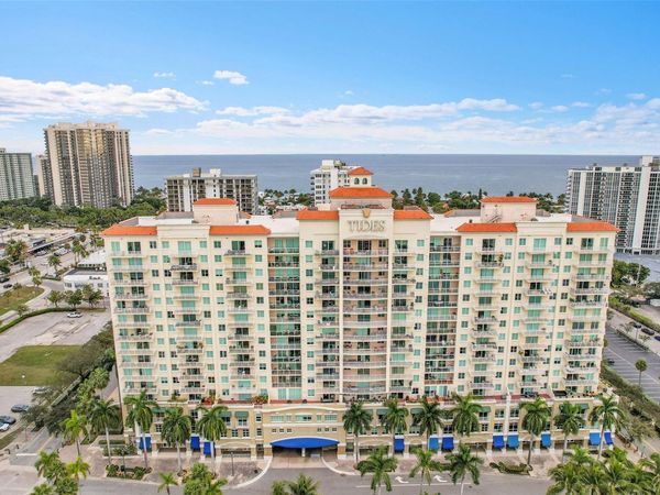 3020 NE 32nd Avenue, Unit 805, Fort Lauderdale, FL 33308