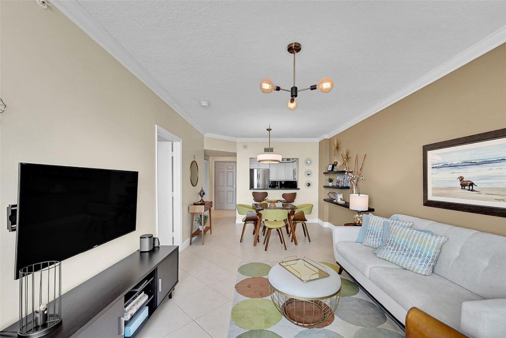 3020 NE 32nd Avenue, Unit 805, Fort Lauderdale, FL 33308 Photo