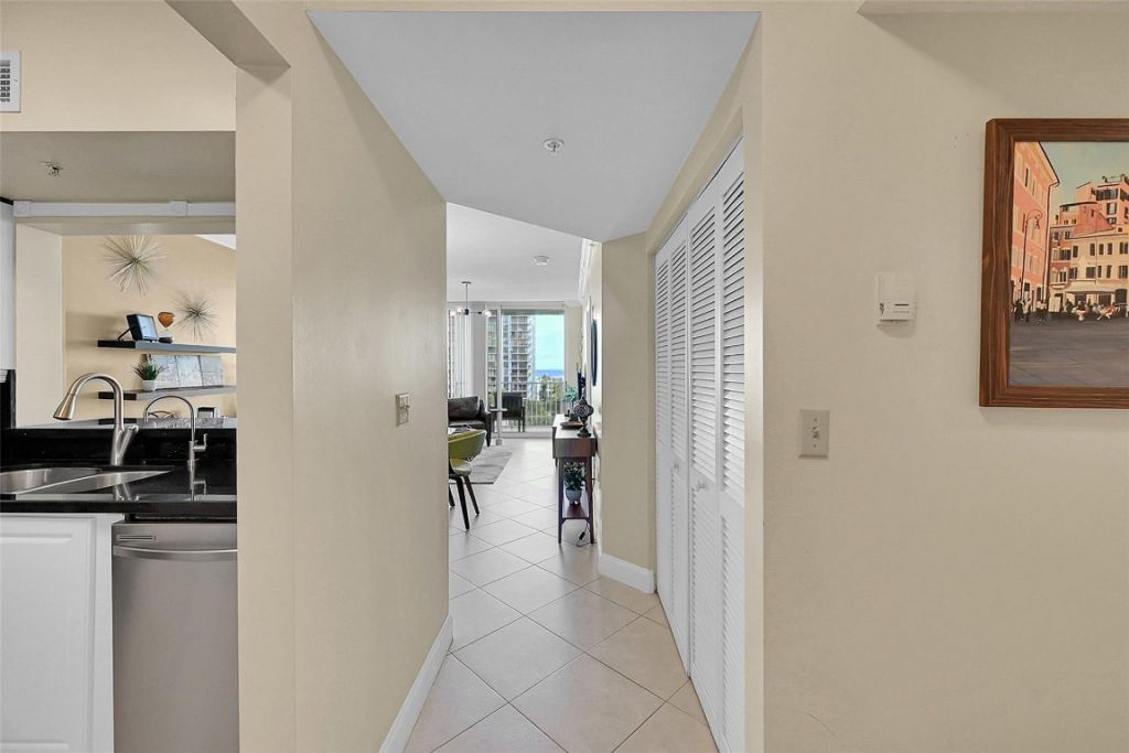 3020 NE 32nd Avenue, Unit 805, Fort Lauderdale, FL 33308 Photo