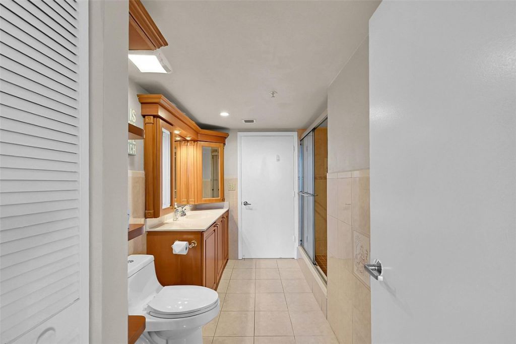 3020 NE 32nd Avenue, Unit 805, Fort Lauderdale, FL 33308 Photo