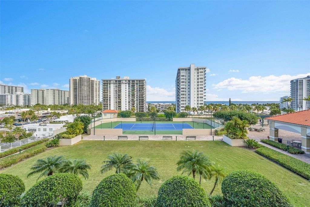 3020 NE 32nd Avenue, Unit 805, Fort Lauderdale, FL 33308 Photo