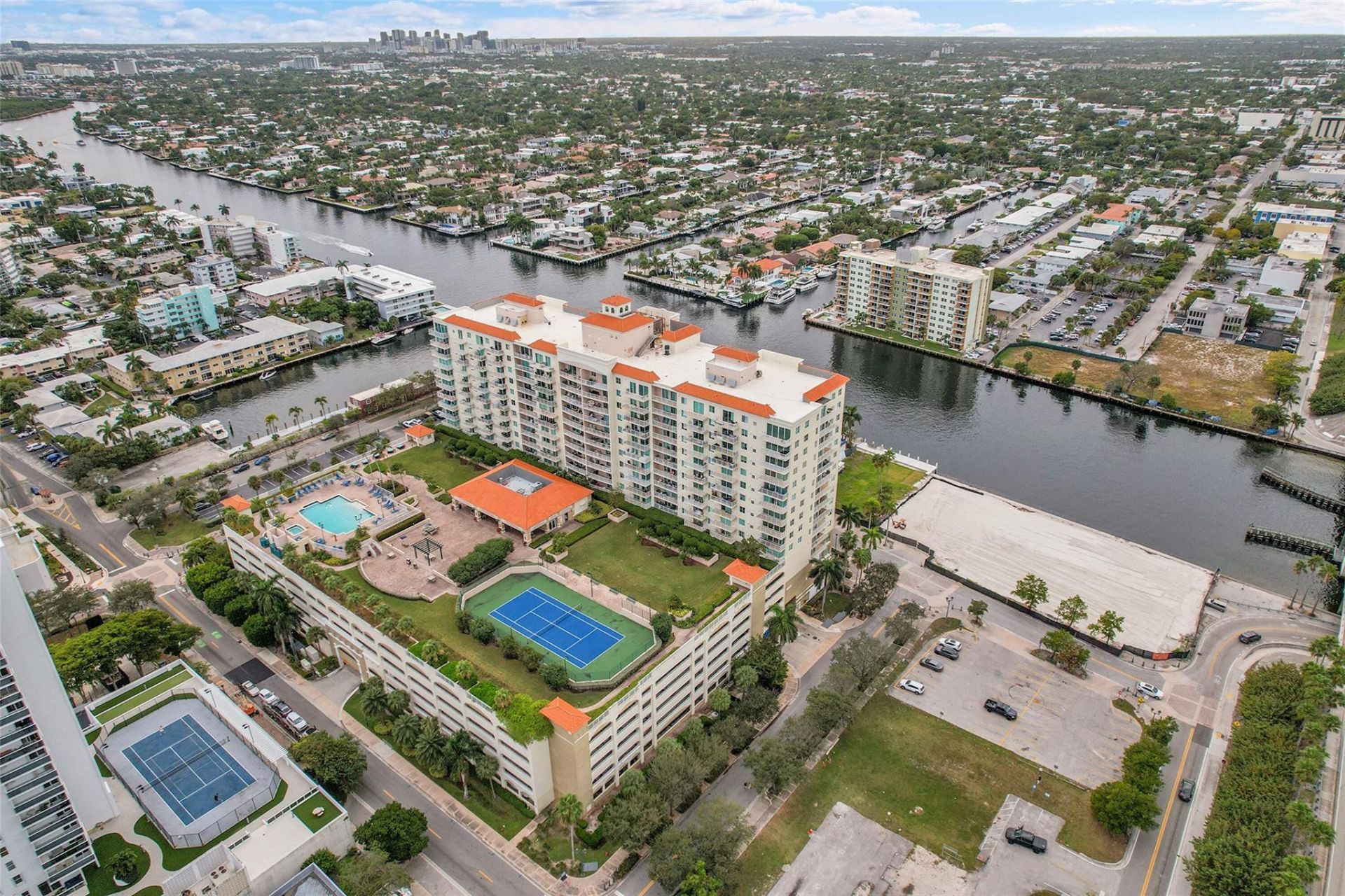 3020 NE 32nd Avenue, Unit 805, Fort Lauderdale, FL 33308 Photo