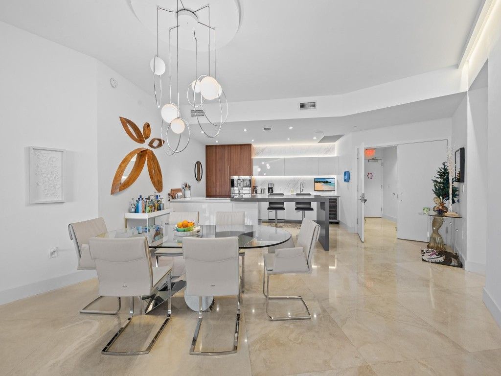 701 N Fort Lauderdale Beach Boulevard, Unit 704, Fort Lauderdale, FL 33304 Photo