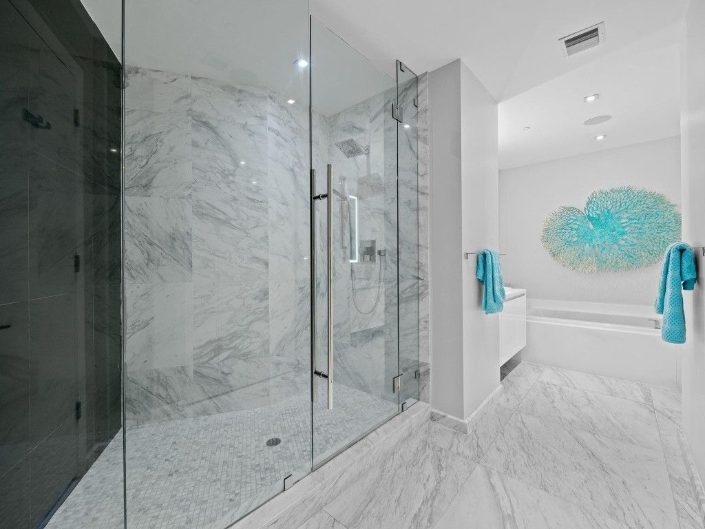 701 N Fort Lauderdale Beach Boulevard, Unit 704, Fort Lauderdale, FL 33304 Photo