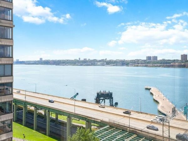 220 RIVERSIDE Boulevard, Unit 11G, Manhattan, NY 10069