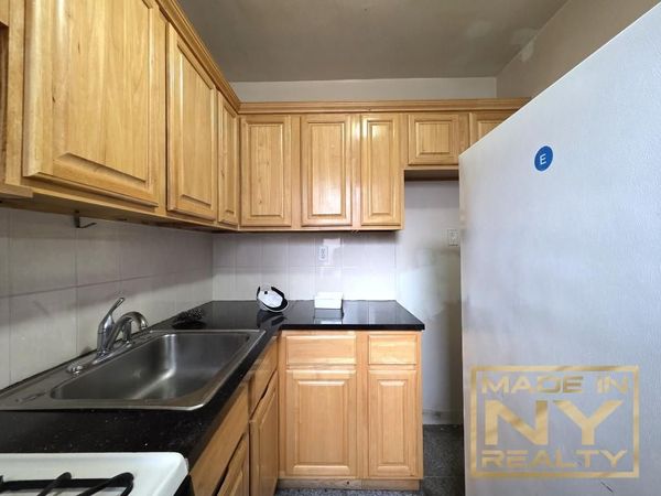 66-20 Wetherole Street, Unit 3E, Queens, NY 11374