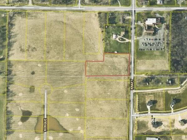 8501 Kraft Avenue SE, Caledonia, MI 49316