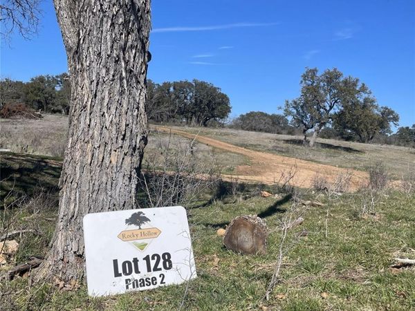 483 Rocky Hollow RD, San Saba, TX 76877