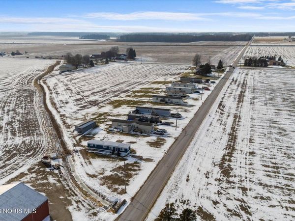 2777 Devils Hole Road, Pemberville, OH 43450