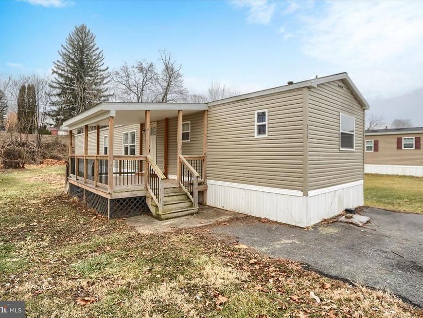 829 Pintail Drive, Newport, PA 17074 Main Photo