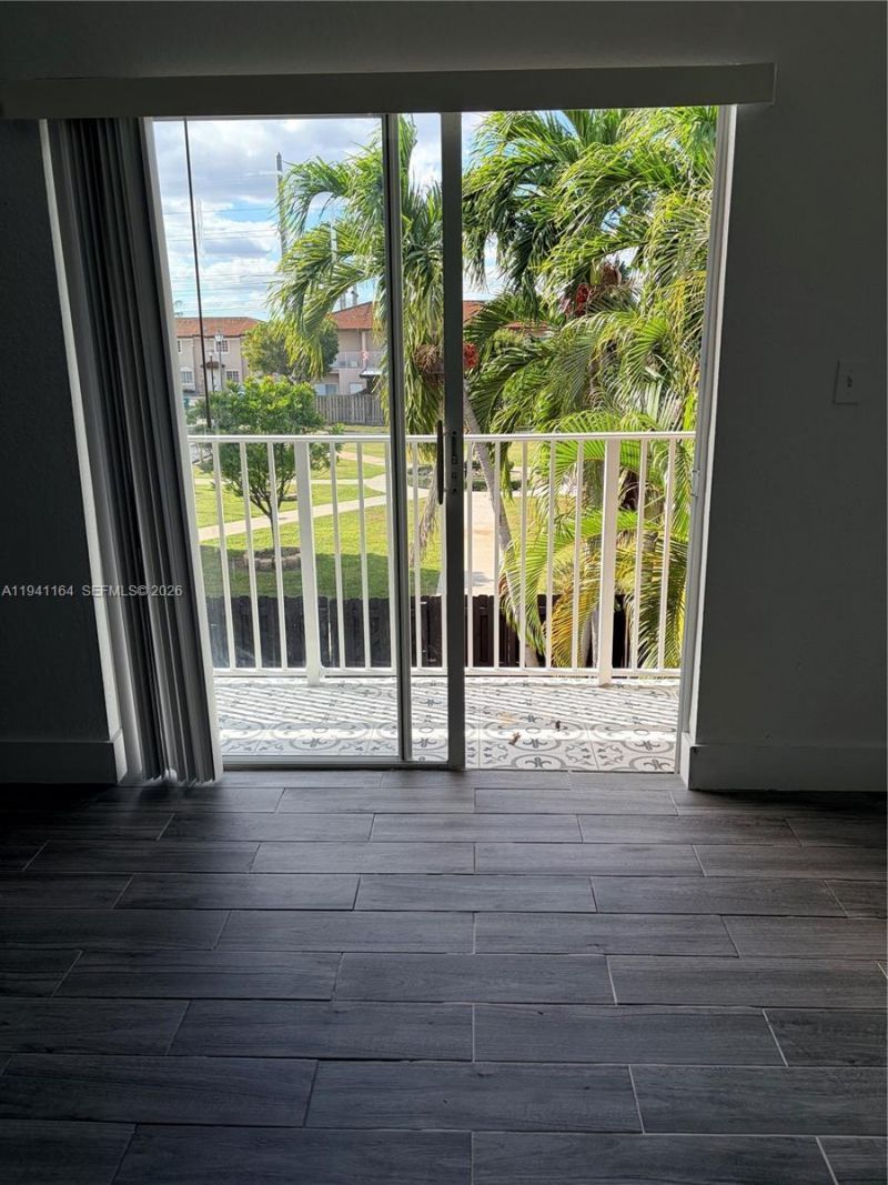 17046 SW 137th Pl , Miami, FL 33177 Photo