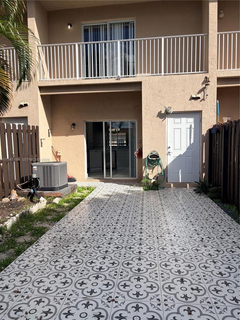 17046 SW 137th Pl , Miami, FL 33177 Photo