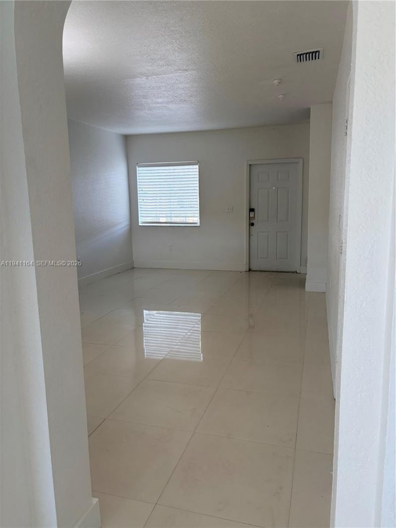 17046 SW 137th Pl , Miami, FL 33177 Photo