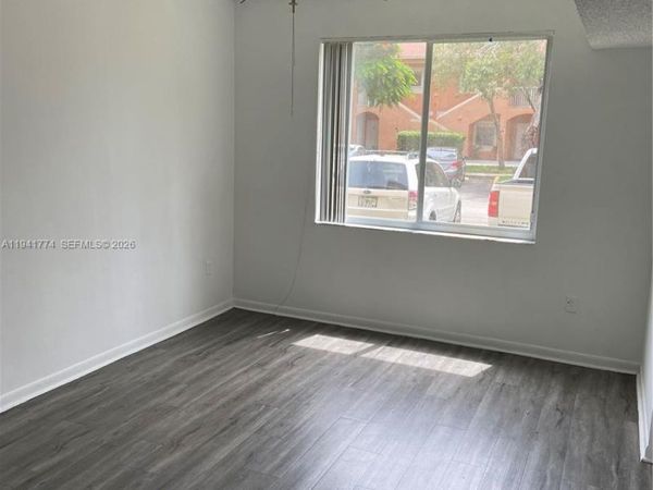 6960 SW 39th St, Unit E107, Davie, FL 33314