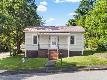 33 Garland, Danville, VA 24541