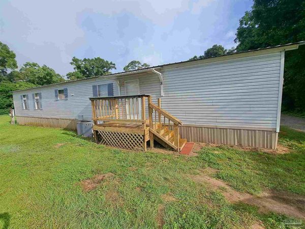 2821 Hillcrest Ave, Unit 8, Pensacola, FL 32526