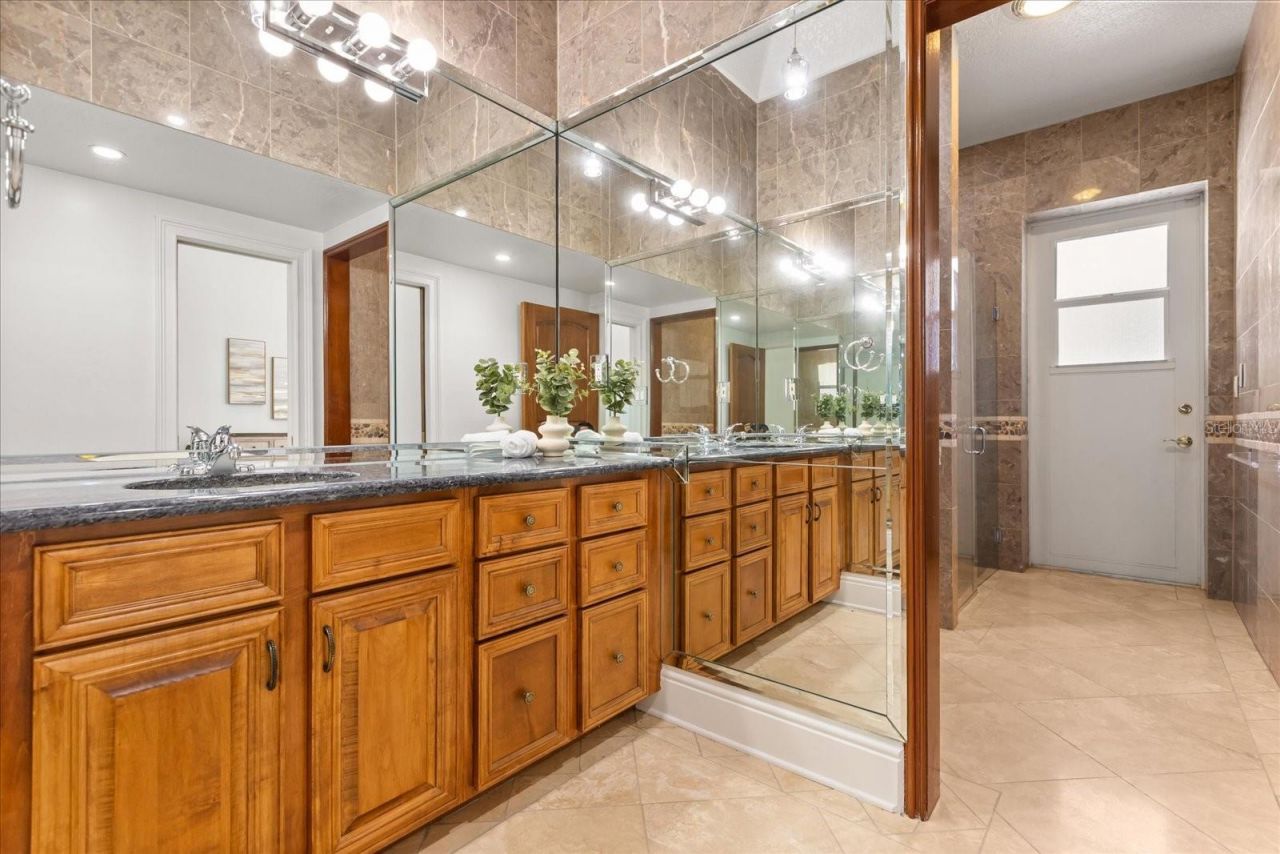 1501 Lake Markham Road, Sanford, FL 32771 Photo