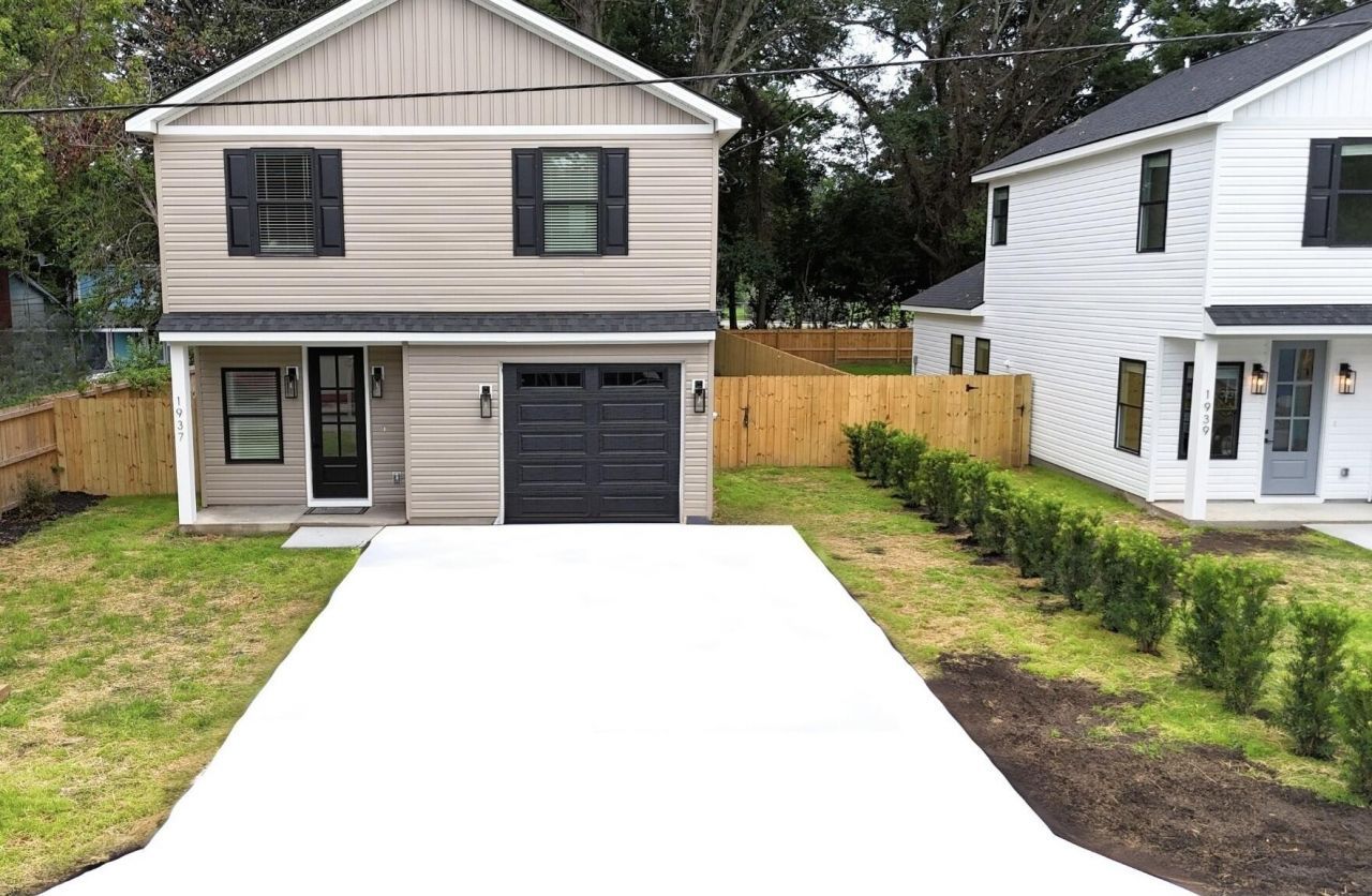 1937 Clement Avenue Photo 1