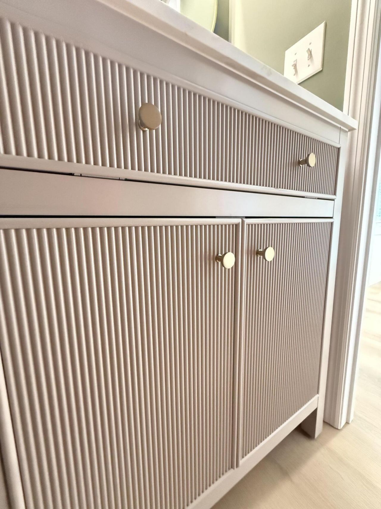 1937 Clement Avenue Photo 6