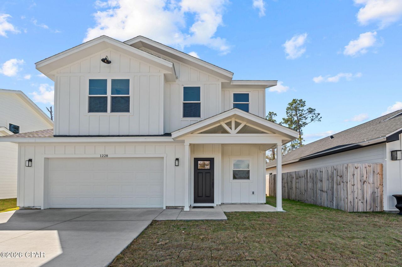 1228 13th Street, Southport, FL 32409 Main Photo