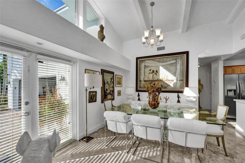 2525 SE 7th Drive, Pompano Beach, FL 33062 Photo