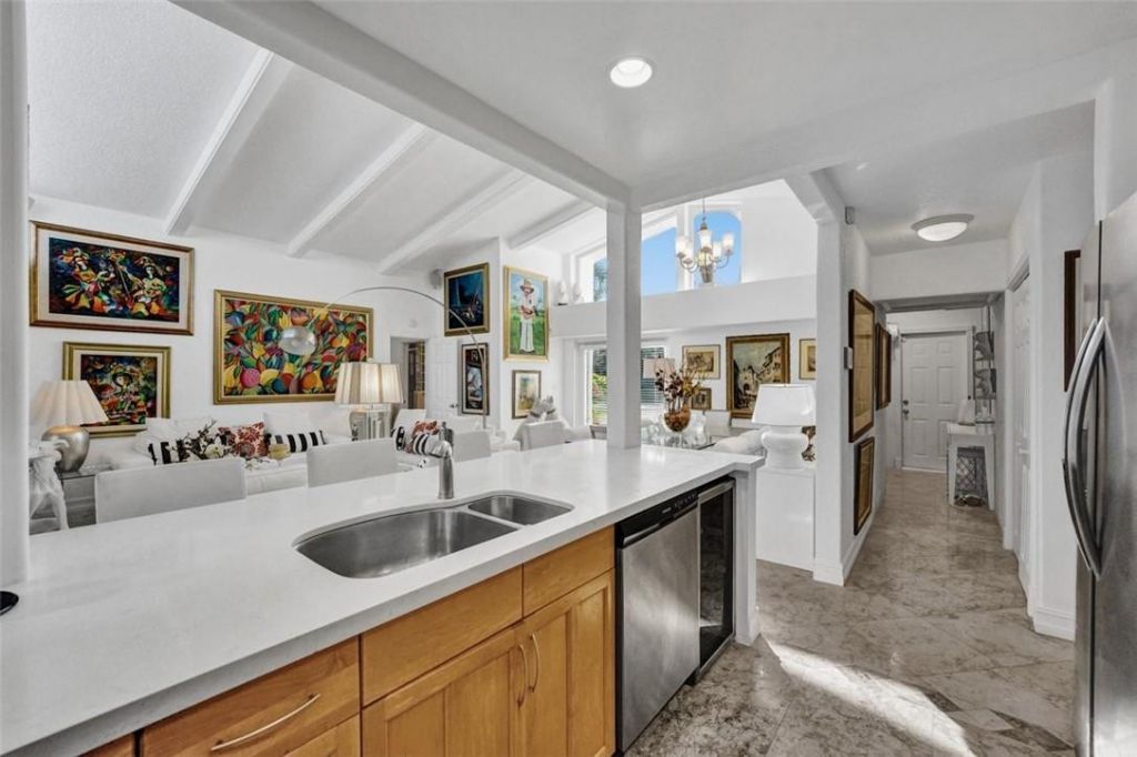 2525 SE 7th Drive, Pompano Beach, FL 33062 Photo