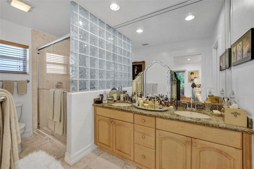 2525 SE 7th Drive, Pompano Beach, FL 33062 Photo