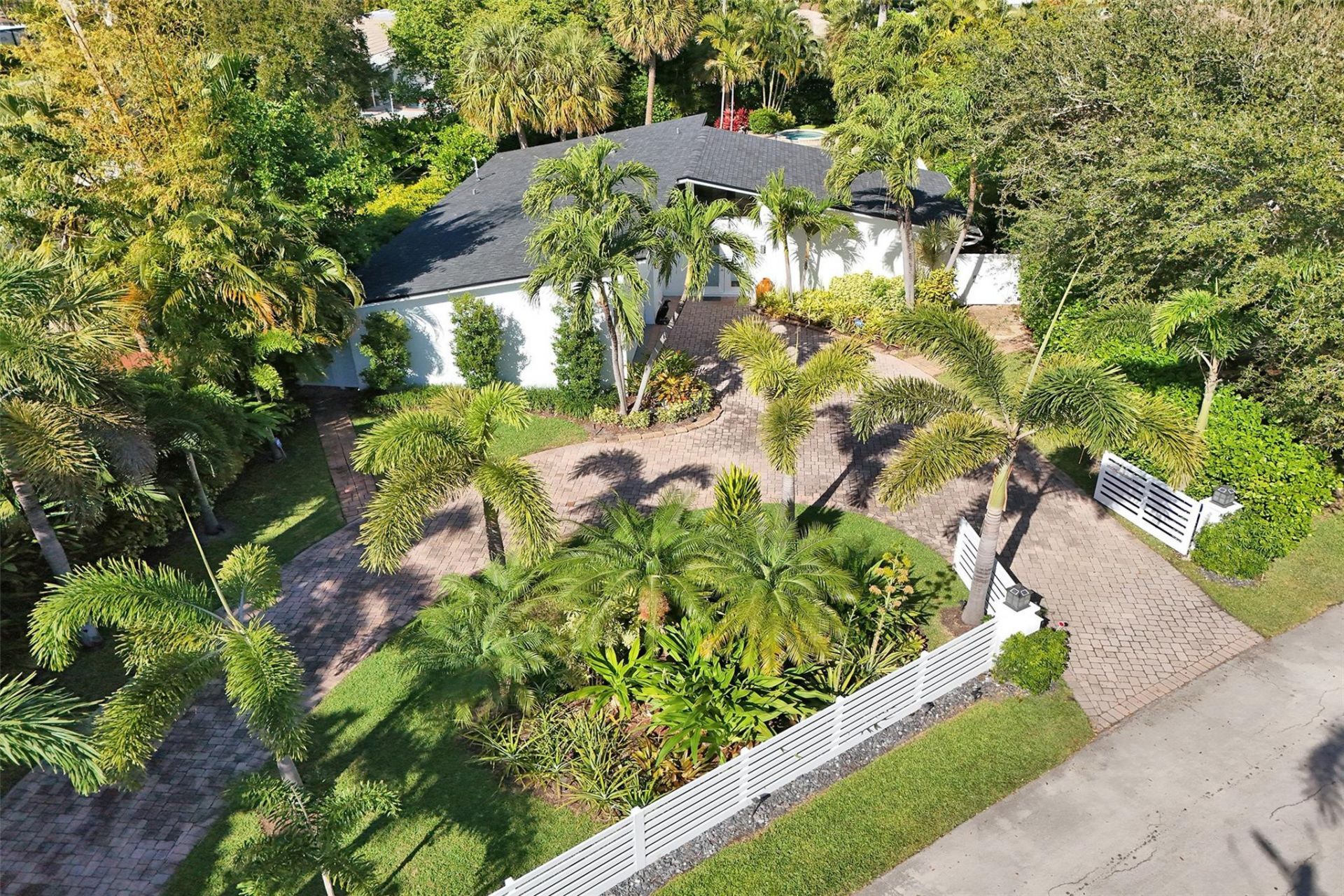 2525 SE 7th Drive, Pompano Beach, FL 33062 Photo