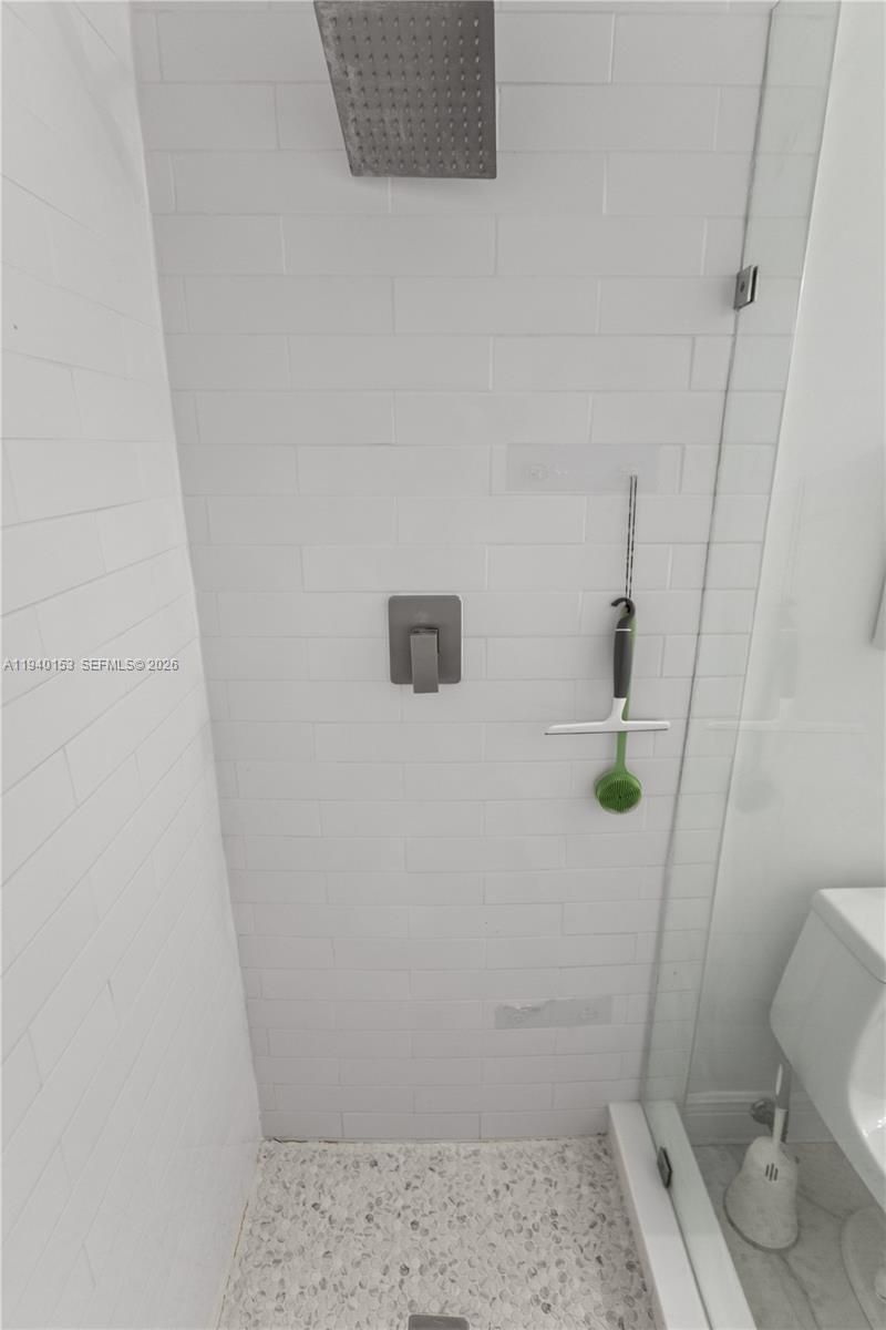 335 W Laurel Drive, Unit 8M, Margate, FL 33063 Photo