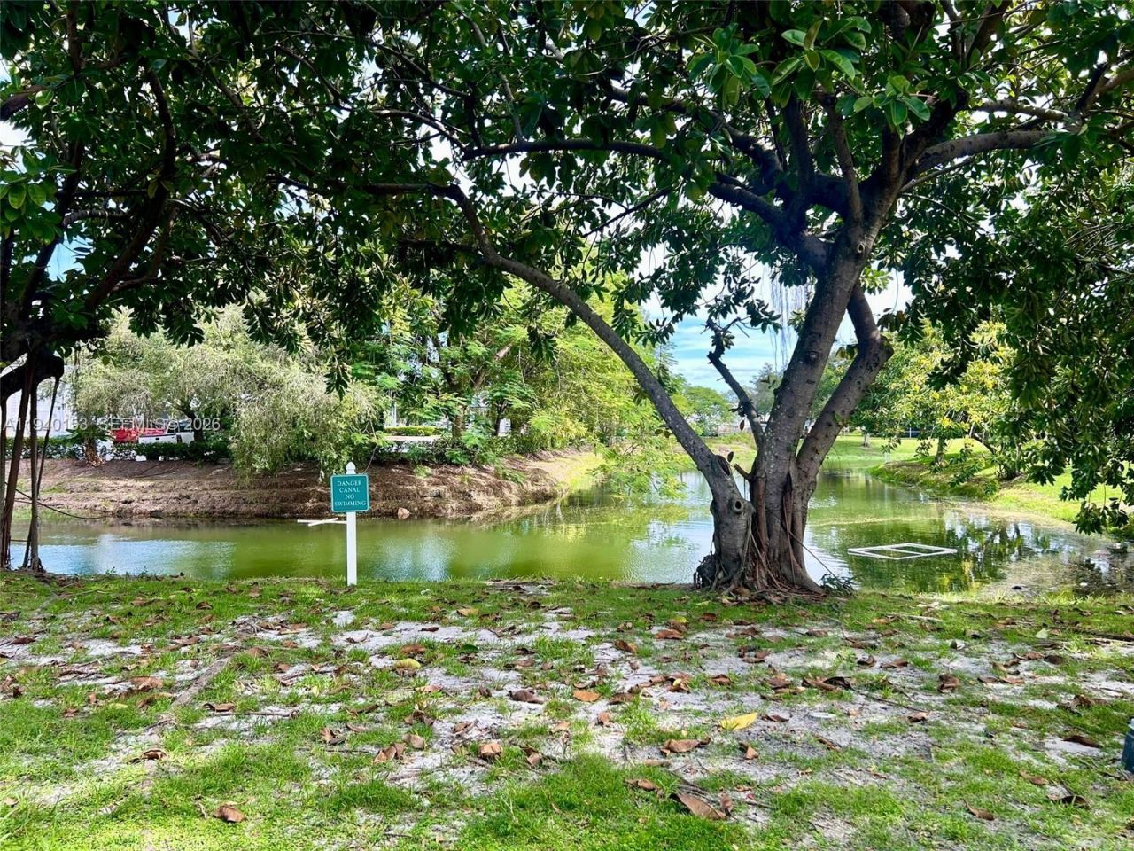 335 W Laurel Drive, Unit 8M, Margate, FL 33063 Photo