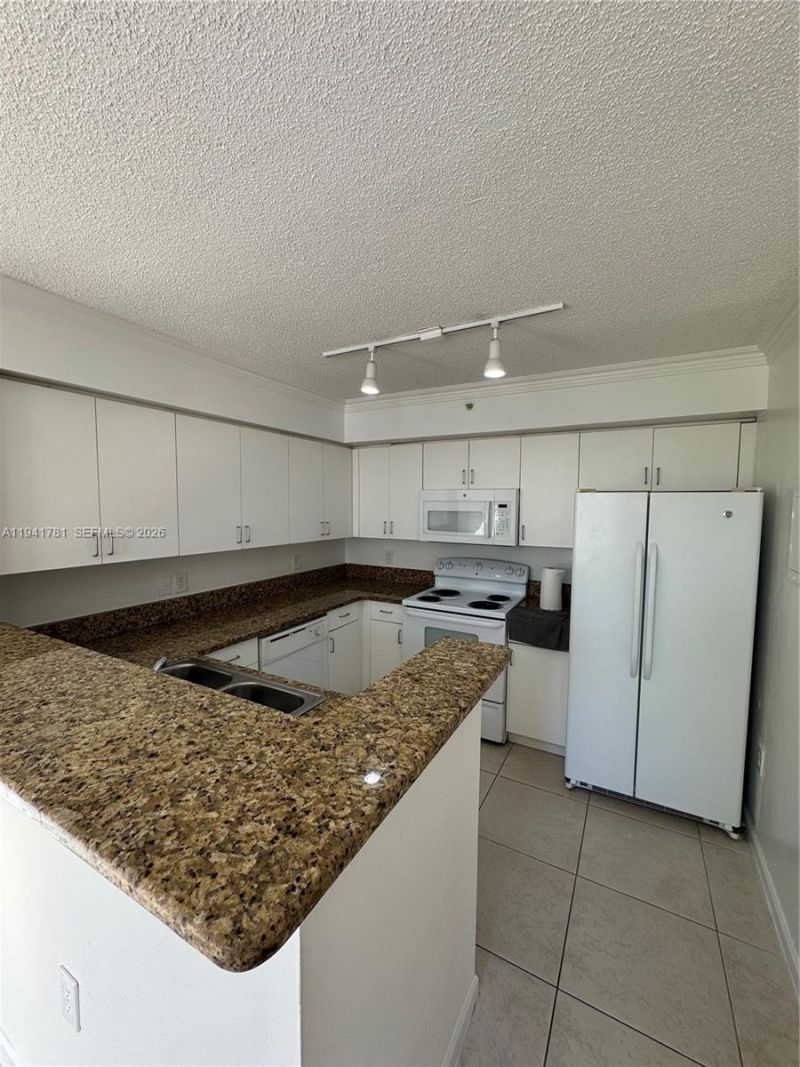 4840 N State Road 7, Unit 207, Coconut Creek, FL 33073 Photo