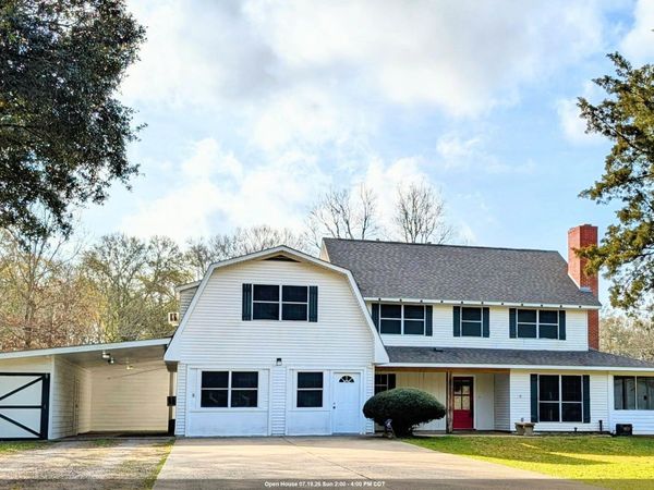 7944 Comite Acres Dr, Baker, LA 70714