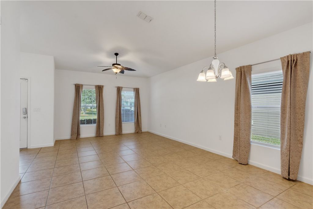 107 Carlisle Way, Sebastian, FL 32958 Photo