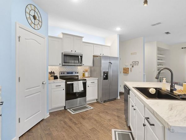 2348 Falling Star Ln, Green Cove Springs, FL 32043