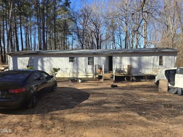 6782 Pinecrest Road, Zebulon, NC 27597