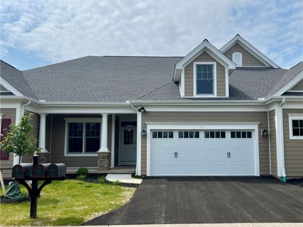 253 Bretlyn Circle, Rochester, NY 14618