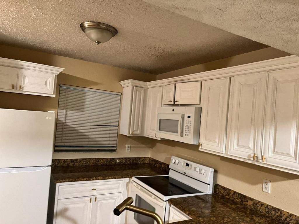 1561 Windorah Way, Unit F, West Palm Beach, FL 33411 Photo