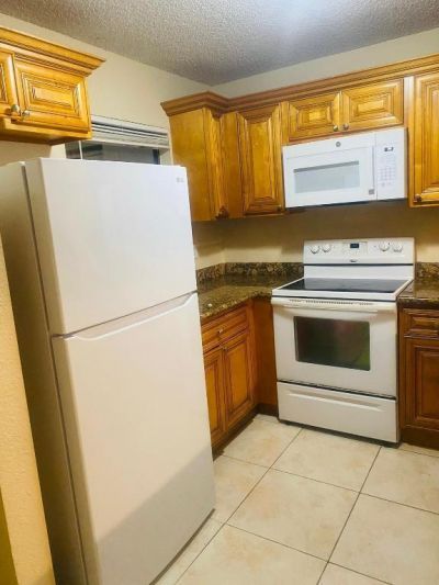 1561 Windorah Way, Unit F, West Palm Beach, FL 33411 Photo