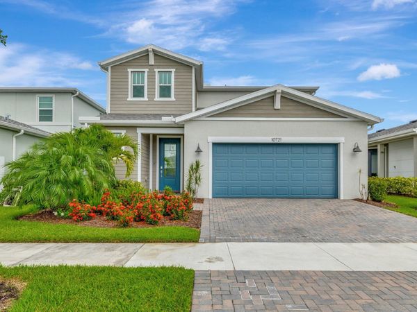 10721 SW Estella Lane, Port St. Lucie, FL 34953