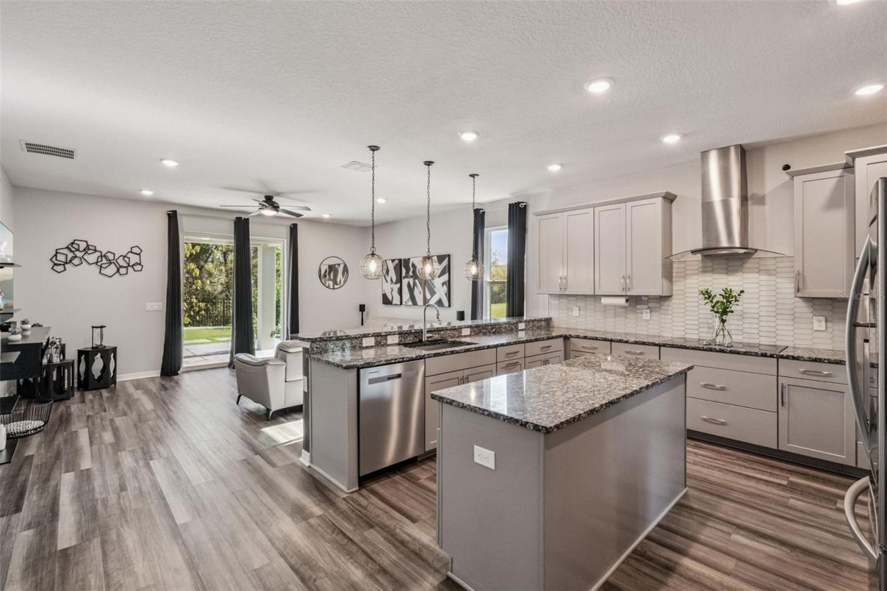 2451 Sky Stone Court, Oakland, FL 34787 Photo