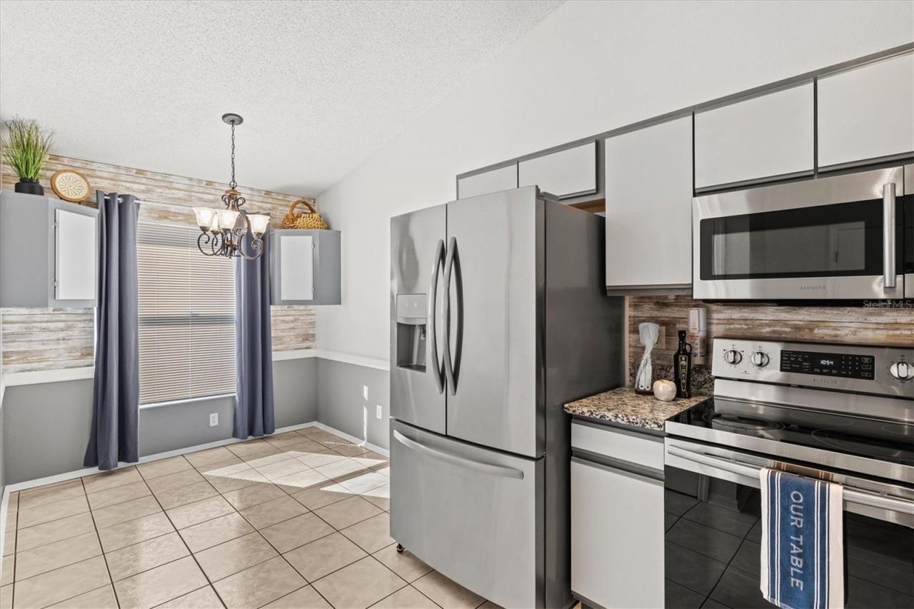 11203 2nd Avenue E, Bradenton, FL 34212 Photo