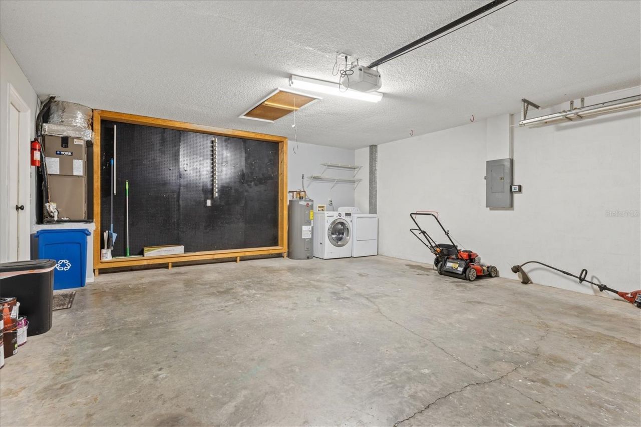 11203 2nd Avenue E, Bradenton, FL 34212 Photo