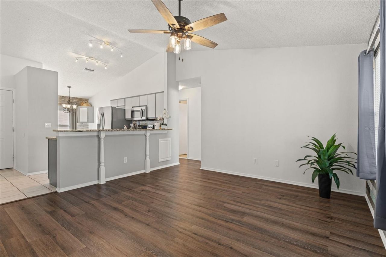 11203 2nd Avenue E, Bradenton, FL 34212 Photo