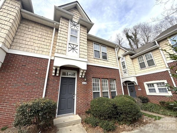 3038 Uxbridge Woods Court, Charlotte, NC 28205