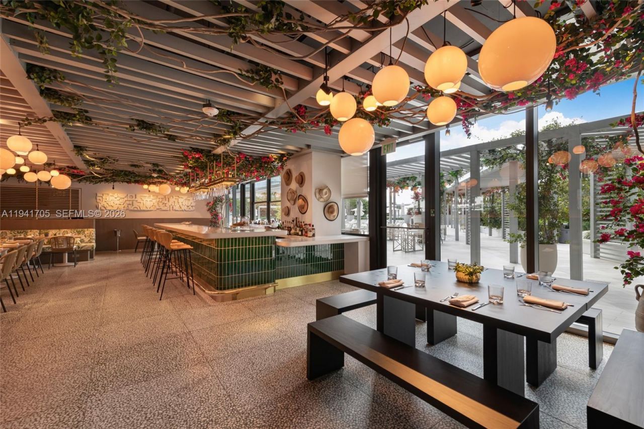 500 Alton Rd, Unit 1204, Miami Beach, FL 33139 Photo