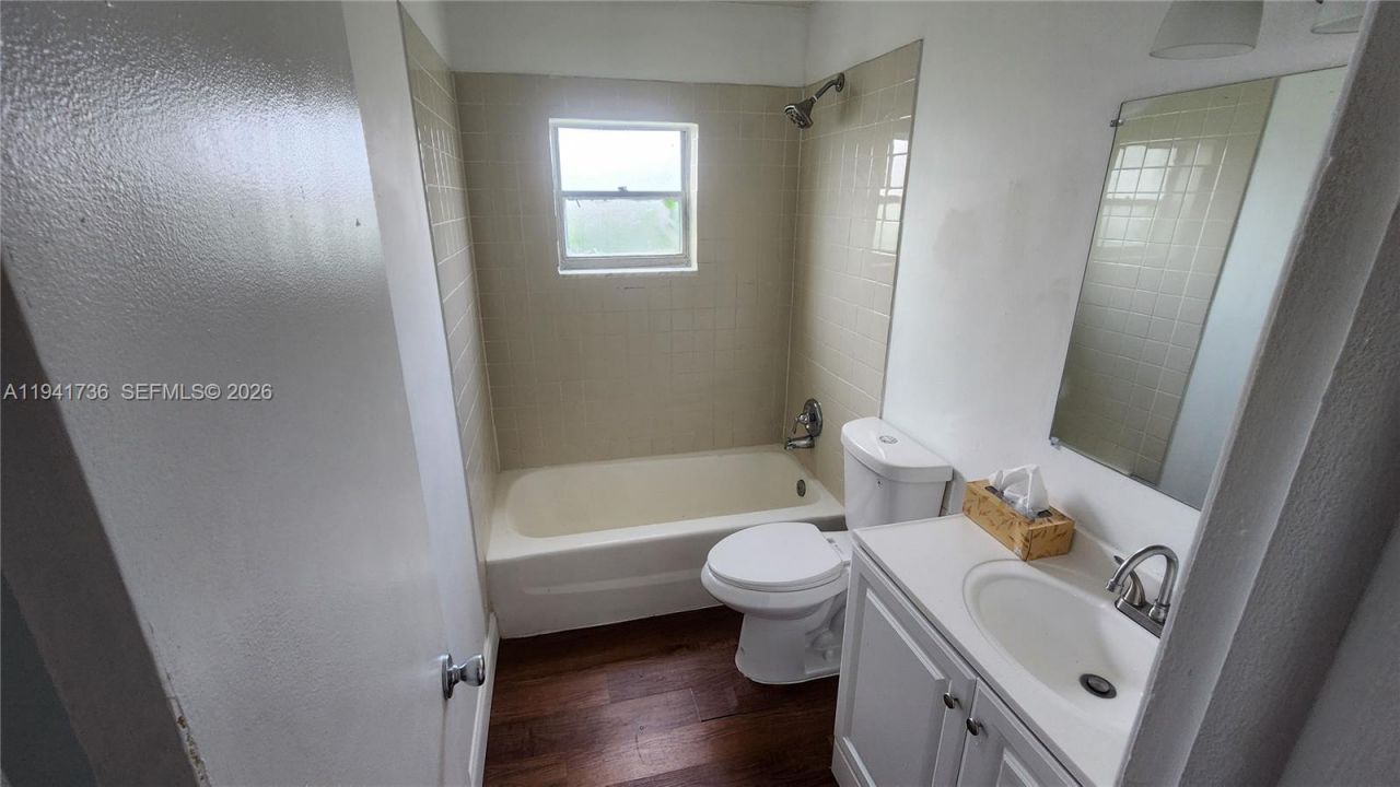 8690 Sunset Dr A, Palm Beach Gardens, FL 33410 Photo
