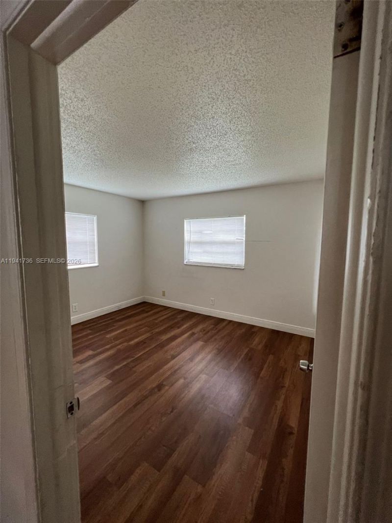 8690 Sunset Dr A, Palm Beach Gardens, FL 33410 Photo