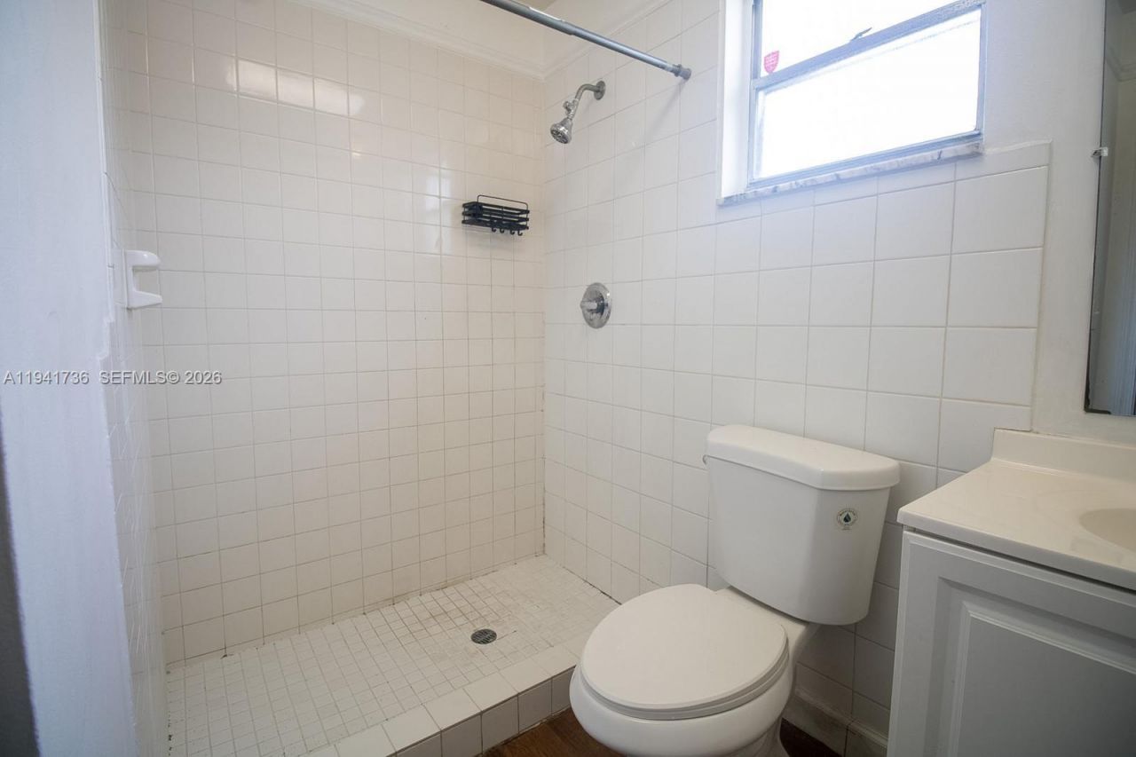 8690 Sunset Dr A, Palm Beach Gardens, FL 33410 Photo