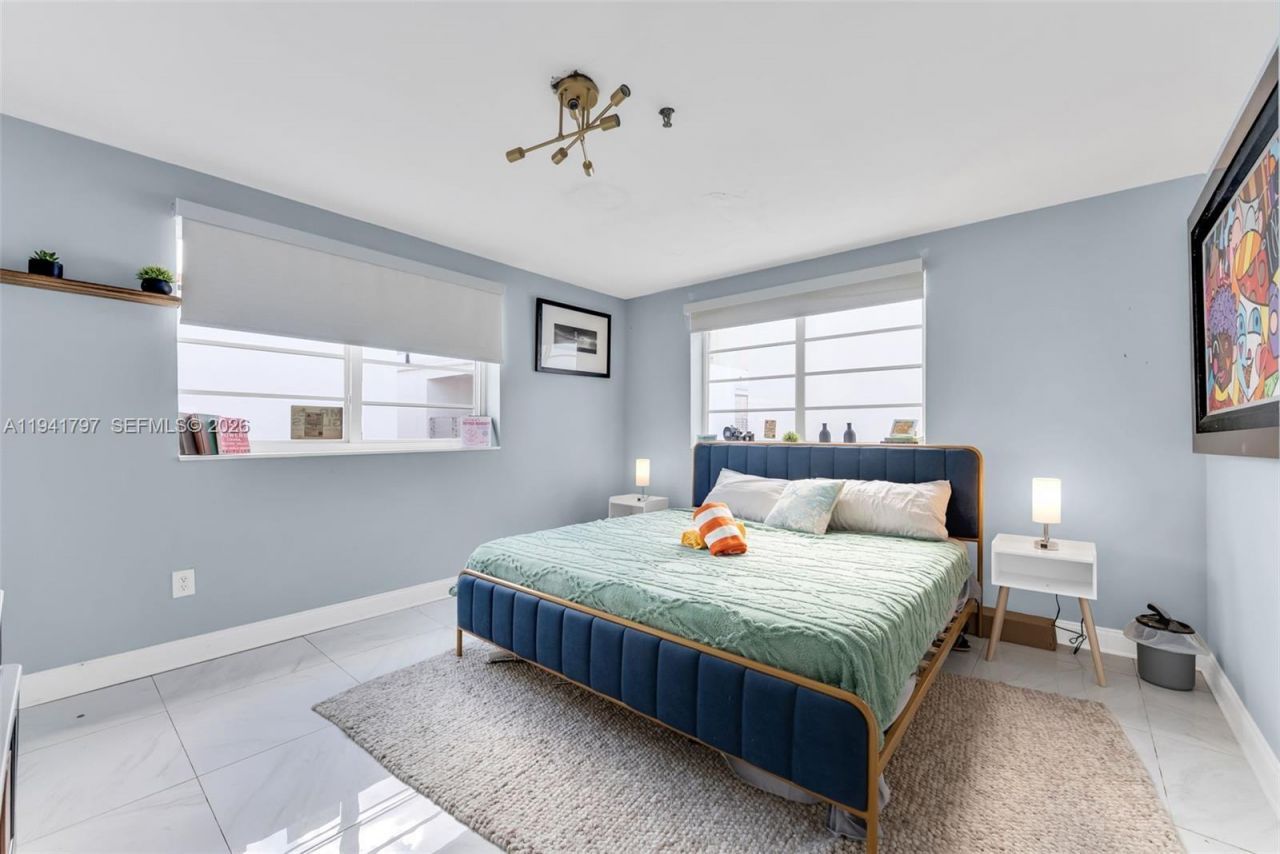 865 Collins Ave, Unit 307, Miami Beach, FL 33139 Photo